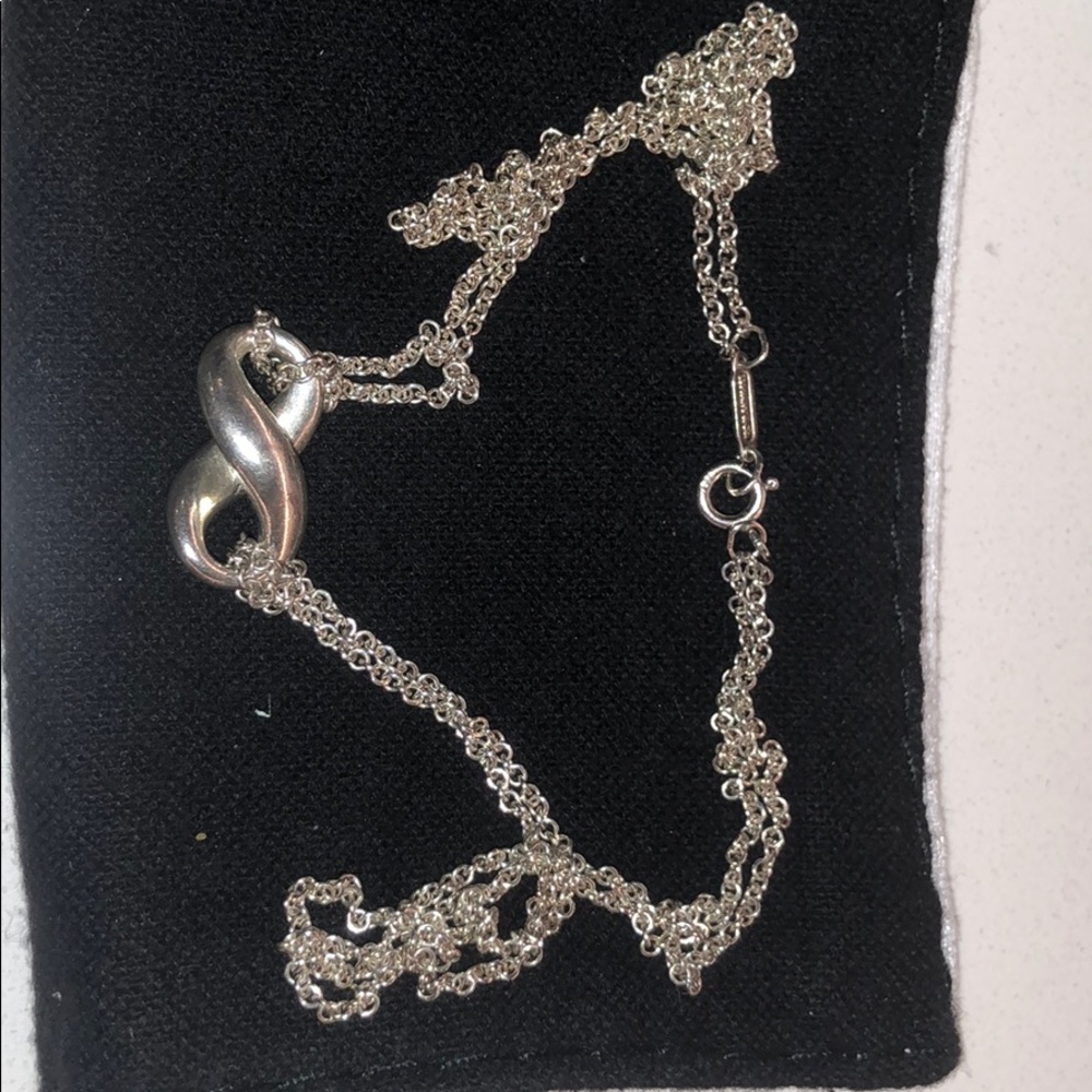 Tiffany’s infinity silver necklace